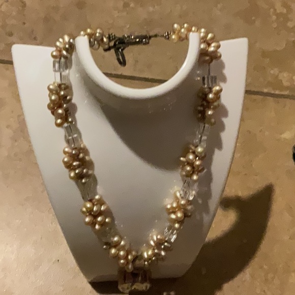 Gorgeous moonstone pearl crystals w/a Swarovski large Crystal. 925 Sterling Slvr - Picture 7 of 7